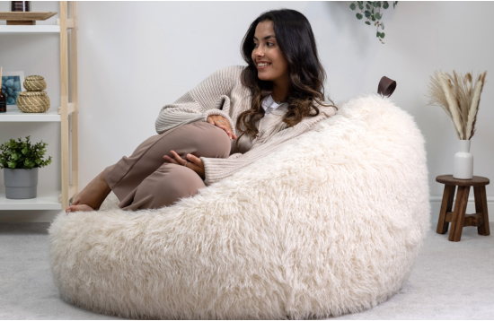Get Cosy for Santa Season: The Faux Fur Bean Bags You’ll Want All Winter