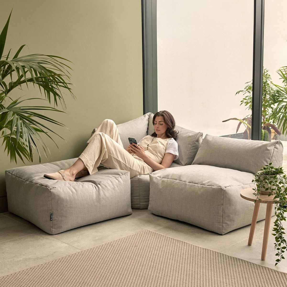 icon® Tetra Outdoor Floor Sofa Set