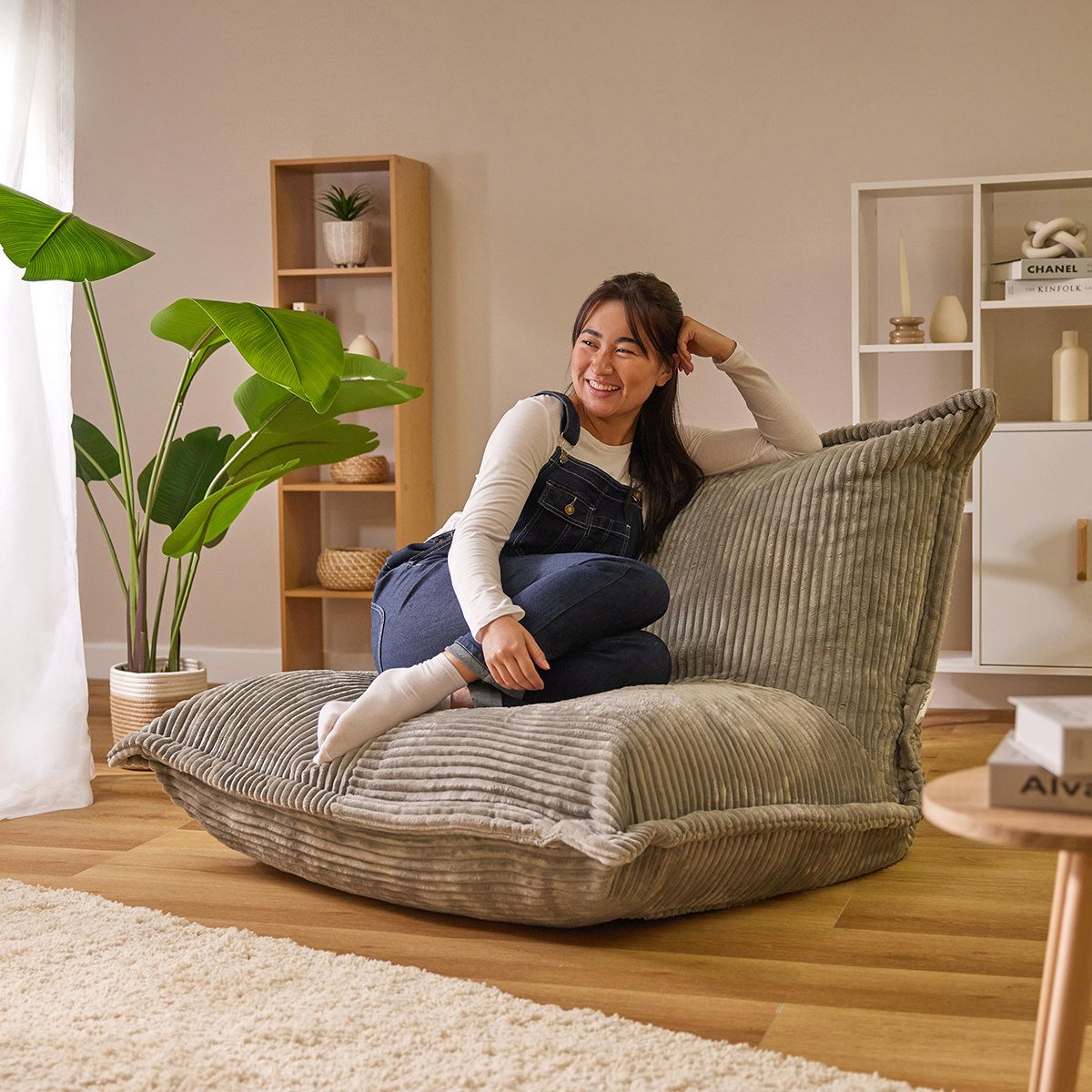 icon® Porto Foam Filled Chunky Cord Chair