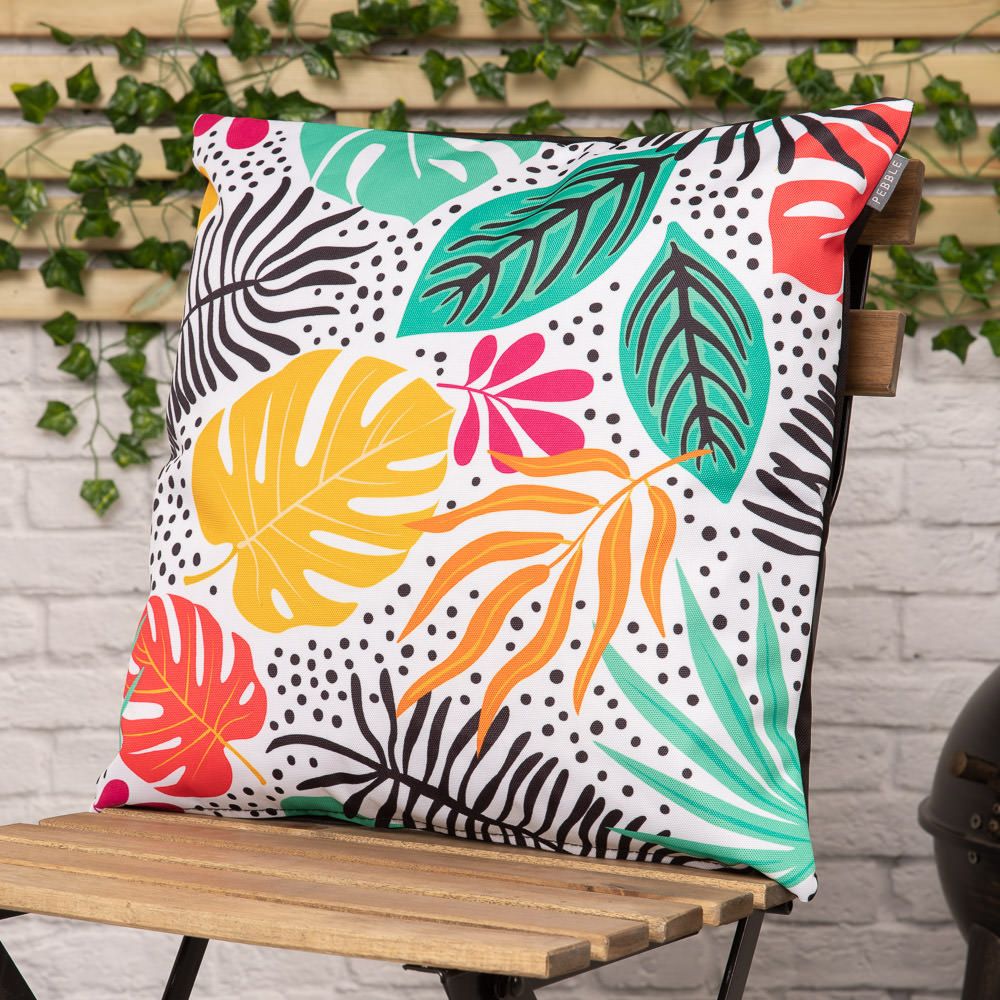 Graphic Palm Print Outdoor Cushion Lifestle