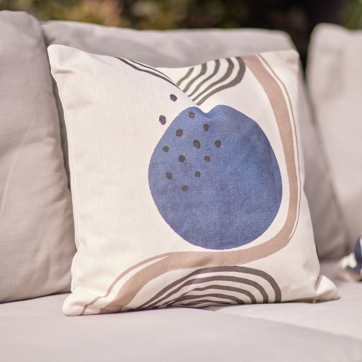 icon® Circle Print Cushion