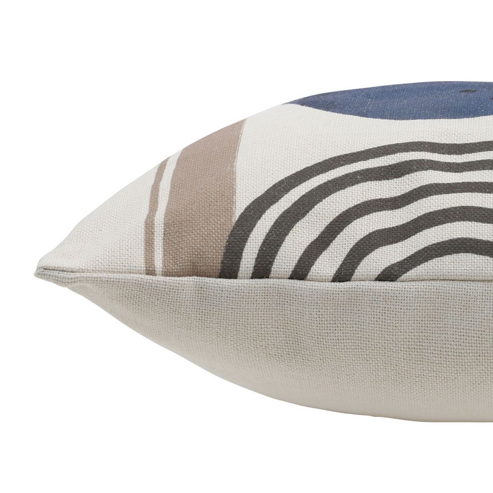 icon® Circle Print Cushion
