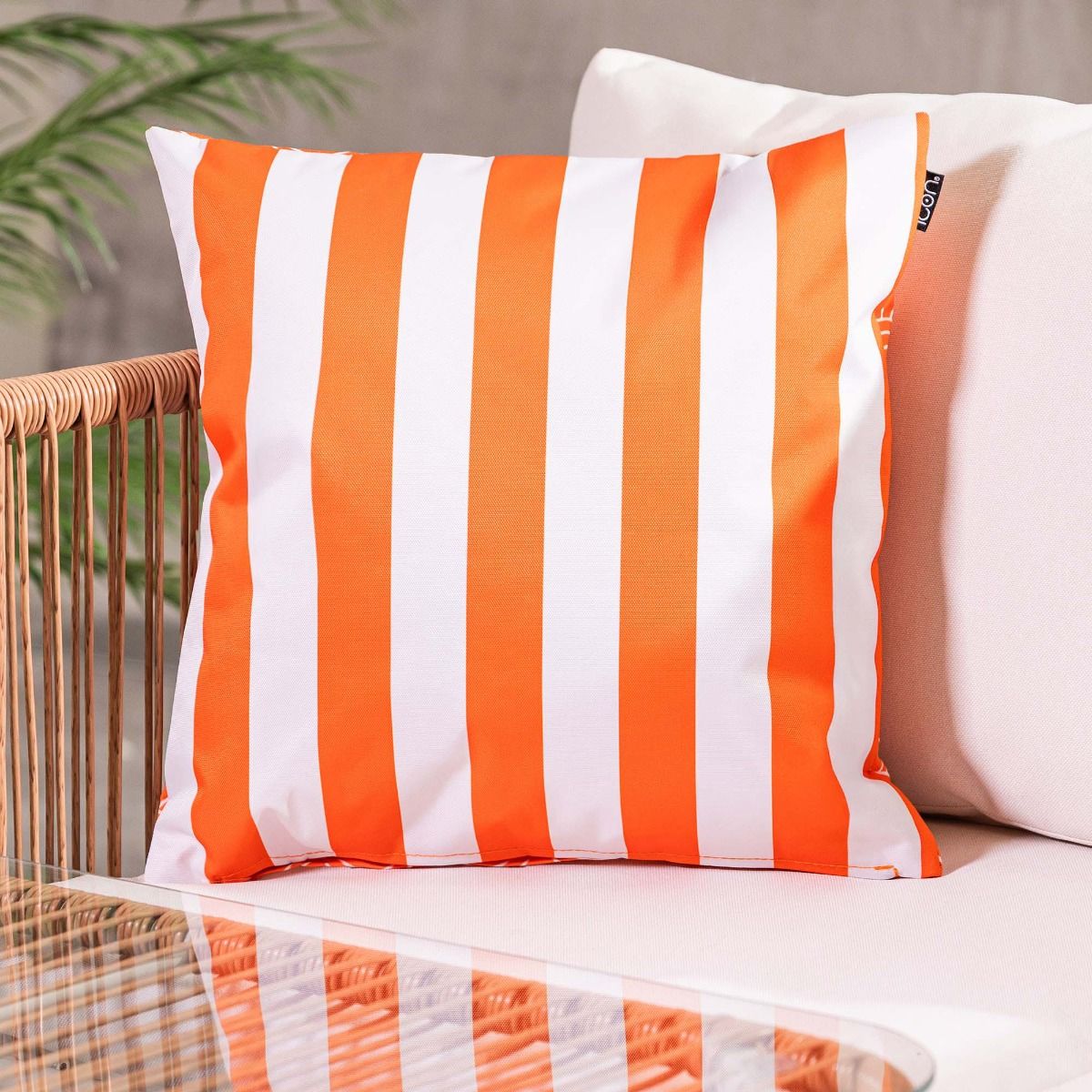 Deck Stripe Outdoor Cushion