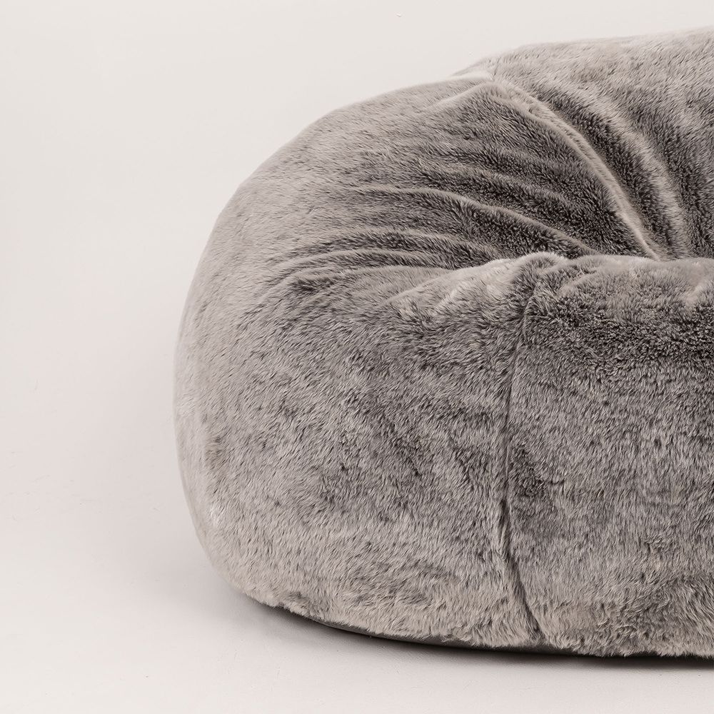 icon® Kenai Cloud Two-seater Faux Fur Bean Bag, Arctic Wolf close up