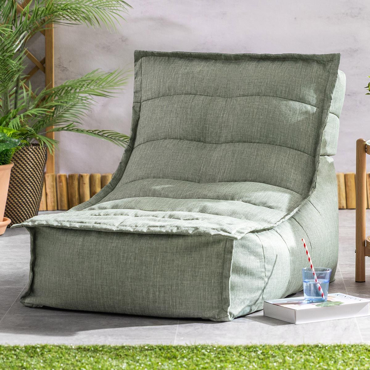 icon® Dolce Indoor/Outdoor Lounger