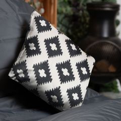 icon® Geometric Print Indoor-Outdoor Cushion, Multicolour